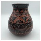 CINDY LEE NAVAJO POTTERY VASE