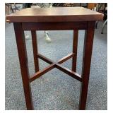 2 Ft. Corner Lamp Table