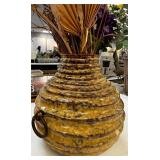 10ï¿½ Decorative Art Pottery Vase