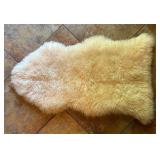 100% Sheepskin Rug 42" x 27"