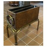 ï¿½Hartï¿½ Resin Magazine Rack w/ Brass Base