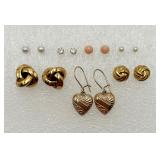 7 Pairs of Fashion Pierced Earrings