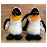 2 Animated Christmas Penguins