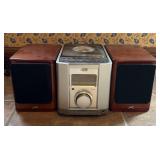 JVC Compact Disc Player w/ Speakers