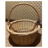 Large Round Wicker Basket w/ Handle