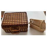 Wicker Wine/Picnic Basket, Wine Basket