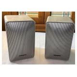 Realistic Speakers