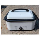 Large Hamilton Beach Roaster Oven