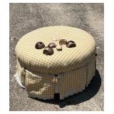 Yellow Patch Cushioned Round Seat