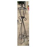 Wrought iron candle stand w/extra shades