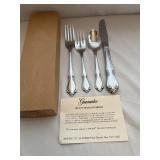 16 pc Chateau Oneida Deluxe Stainless Steel Set