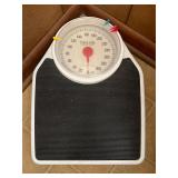 Taylor Bathroom Scale, Capacity 330 LBS
