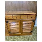 Ethan Allen Heirloom Nutmeg Maple Wood Cabinet