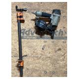 Pneumatic 15-Degree Coil Roofing Nailer