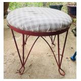 Low-Profile Stool