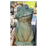 Cement Frog Statue