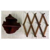 2 Wooden Hanging Wall Items