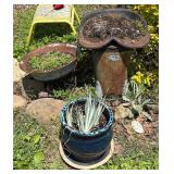 3 Planters, 2 Being Unique