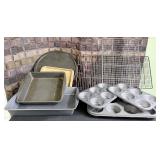 Baking-Ware Lot