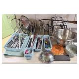Kitchenware Lot