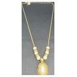 ï¿½Liz Claiborneï¿½ Neckalce