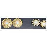 2 Pair of Vintage Ear Clips