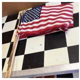 8 American Flags