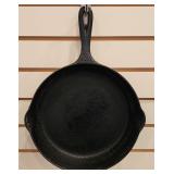 Vintage Griswold 704 No. 8 Cast Iron 10.5" Skillet
