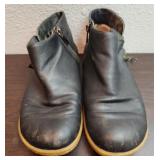 Sofsole Black Leather Booties Sz. 40