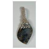 Fashion Pendant w/ Onyx Color Stone