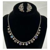 Beautiful ï¿½Weissï¿½ Necklace & Rar Clips