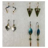 4 Pair of Fashion Earrings