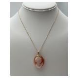 14 K Gold Cameo Pin/Pendant w/Diamond