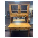 Rustic Oak Possum Belly Baker
