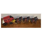 VTG Cast Iron Stagecoach with Horses