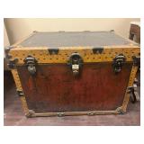 Antique Flat-top Travel or Steamer Truck