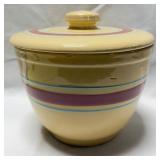 VTG Watt Pottery Mixing Bowl w/ Lid