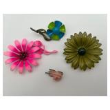 4 Vintage "Flower Power" Enamel Metal Brooches