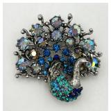 Beautiful "Weiss" Peacock Pin