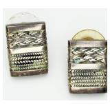 925 "Gecart 925" Pierced Earrings