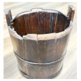 ANTQ Primitive Wooden Water Well Bucket