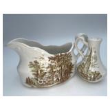 Vtg J&G Meakin Gravy & Shaker