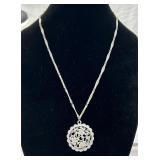 Vintage White Floral Necklace