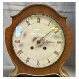 *Vintage Wood Mantel Clock w/ Claw Feet