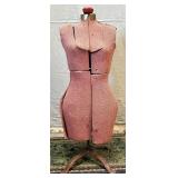 *Vintage Adjustable Dress Form Mannequin