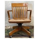 *Vintage Wood Swivel Office Chair