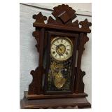 *VTG Ornate Wood Pendulum Wall Clock
