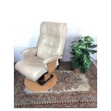 Dutailier Avantglide Leather Glider Made in Canada