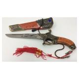Dorado knife with hip holster