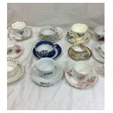 Tea cup and saucer lot